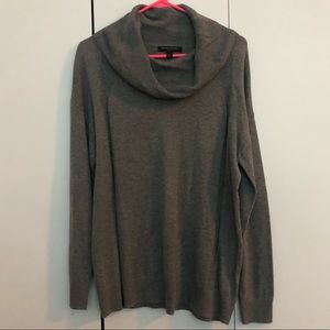 🌺2/$18 Oversized turtleneck / cowl neck sweater